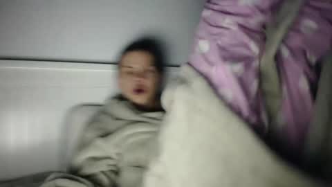 jessieryan online show from 12-18-25, 04:13