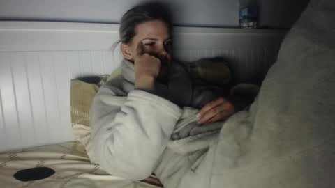 jessieryan online show from 02-06-26, 04:39