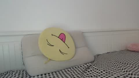 jessieryan online show from 06-19-26, 04:17