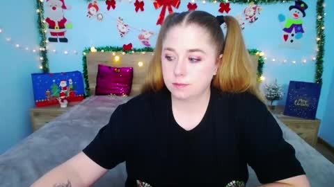 Snapshot of jessikadaniels chatting on 12-12-24, 10:34 Jess online show from 12-12-24, 10:34