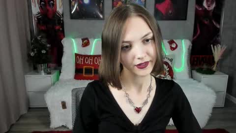 JesssWalker online show from 01-13-25, 03:47