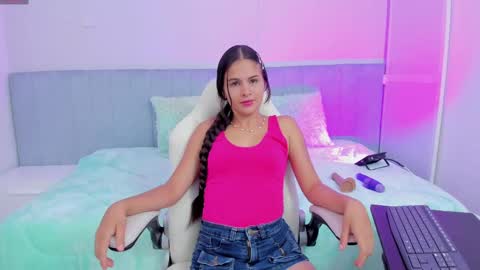jessy_naugthy18 online show from 09-17-25, 10:17