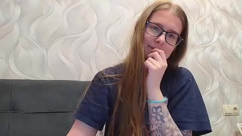 jessy_yng online show from 10-31-25, 12:28