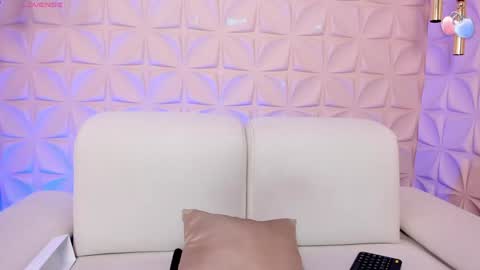 Jessy Morgan online show from 02-07-25, 03:34