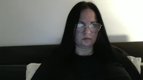 Snapshot of jessyqueen55 chatting on 05-18-26, 04:07 OnlyJessy online show from 05-18-26, 04:07