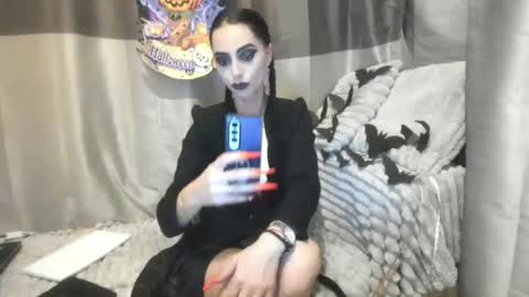 Jessy online show from 10-30-25, 04:08