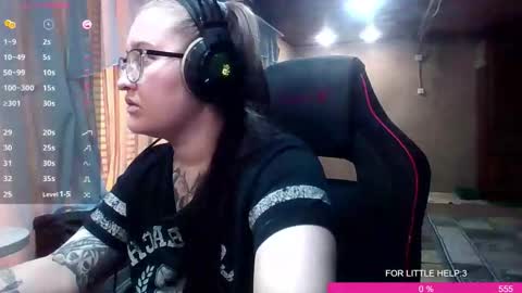 Snapshot of jessystoune1 chatting on 09-10-25, 05:07 Bye everyone i cant see any reason to stay here wish u luck online show from 09-10-25, 05:07