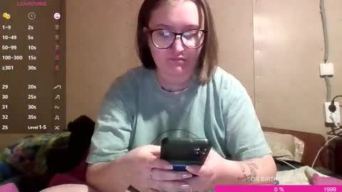 Snapshot of jessystoune1 chatting on 09-30-25, 08:08 Bye everyone i cant see any reason to stay here wish u luck online show from 09-30-25, 08:08