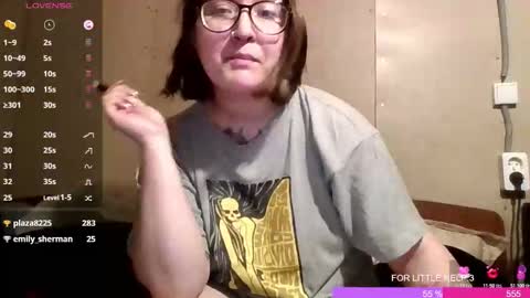 Snapshot of jessystoune1 chatting on 10-19-25, 07:09 Bye everyone i cant see any reason to stay here wish u luck online show from 10-19-25, 07:09