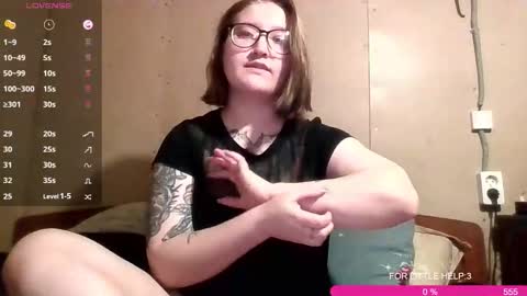 Snapshot of jessystoune1 chatting on 10-20-25, 07:42 Bye everyone i cant see any reason to stay here wish u luck online show from 10-20-25, 07:42