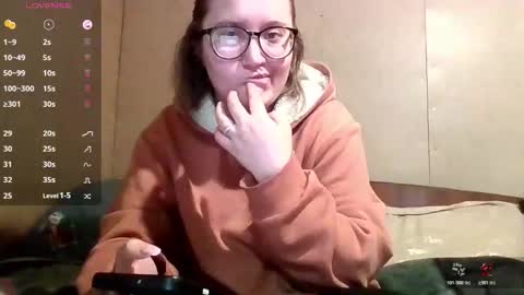 Snapshot of jessystoune1 chatting on 10-23-25, 08:46 Bye everyone i cant see any reason to stay here wish u luck online show from 10-23-25, 08:46