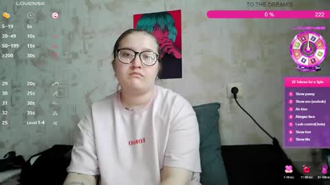 Snapshot of jessystoune1 chatting on 03-12-26, 11:27 Bye everyone i cant see any reason to stay here wish u luck online show from 03-12-26, 11:27