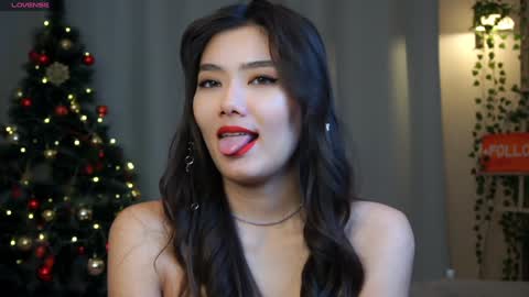 Snapshot of jettablock chatting on 12-11-24, 04:09 Hi all. My name is Naomi and Im glad to see you in my room online show from 12-11-24, 04:09