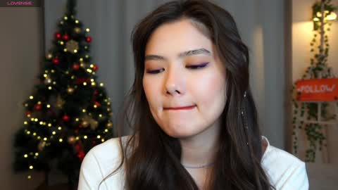 Snapshot of jettablock chatting on 12-12-24, 04:10 Hi all. My name is Naomi and Im glad to see you in my room online show from 12-12-24, 04:10