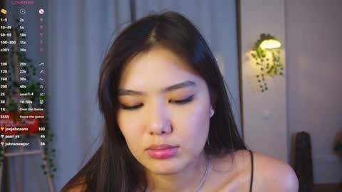 Snapshot of jettablock chatting on 01-22-25, 10:15 Hi all. My name is Naomi and Im glad to see you in my room online show from 01-22-25, 10:15