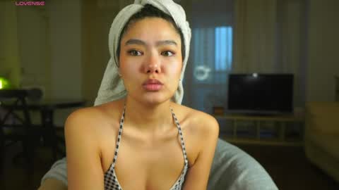 Hi all. My name is Naomi and Im glad to see you in my room  online show from 04-10-26, 03:12