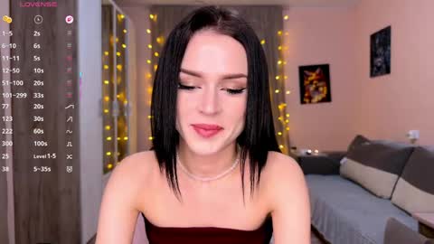 Lea online show from 05-17-26, 05:20