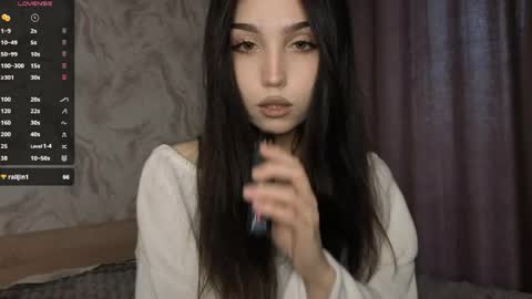 I am Gina ntmu Lets hit 10 Thumbs Up together online show from 05-11-26, 02:45