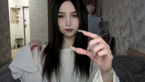 I am Gina ntmu Lets hit 10 Thumbs Up together online show from 06-20-26, 07:22