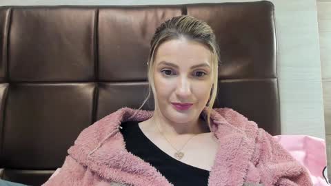 Jewel  no nude  online show from 01-20-25, 10:59