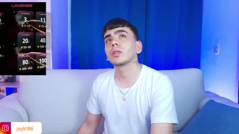 Snapshot of jey_keler chatting on 11-15-25, 09:43 jey keler online show from 11-15-25, 09:43