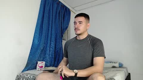 Juan David online show from 10-23-25, 01:05