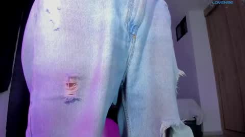 Jeyden Camilo online show from 05-06-26, 02:29