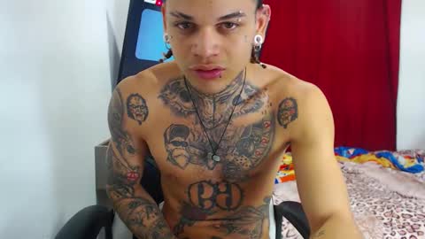 Snapshot of jeykob_23 chatting on 10-23-25, 10:30 JEYKOB online show from 10-23-25, 10:30