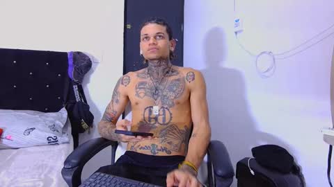 Snapshot of jeykob_23 chatting on 11-01-25, 12:01 JEYKOB online show from 11-01-25, 12:01