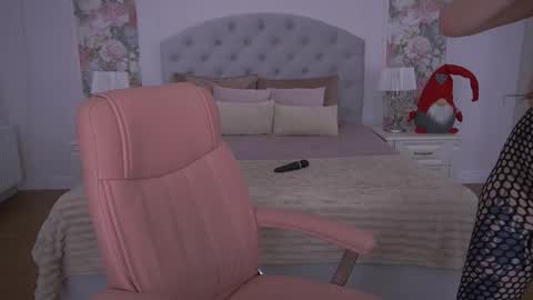 Jeysy online show from 01-10-26, 12:23