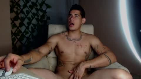 Snapshot of jffer_slhom chatting on 05-18-26, 10:15 jffer_slhom online show from 05-18-26, 10:15