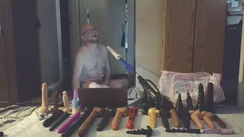 Snapshot of jghosty69 chatting on 10-26-25, 01:28 Nasty Cumslut online show from 10-26-25, 01:28