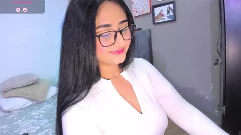 jhackelin  My independent account online show from 02-28-25, 12:32