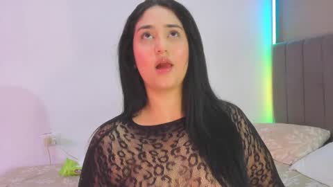 jhackelin  My independent account online show from 03-23-26, 03:49