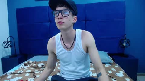 Jheampiero online show from 09-16-25, 01:34