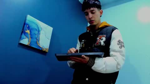 Jheampiero online show from 12-18-25, 02:23