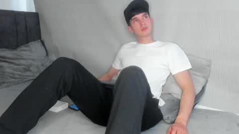 Jheampiero online show from 04-30-26, 10:36