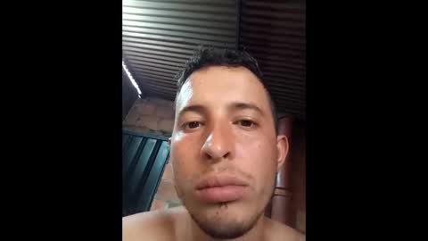 Snapshot of jhoan807710 chatting on 06-08-26, 03:12 jhoan807710 online show from 06-08-26, 03:12
