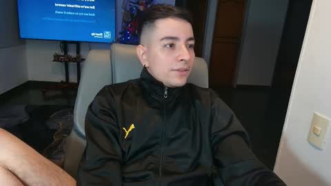 Jhoan Saenz online show from 11-19-25, 10:54