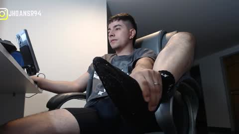 Snapshot of jhoan_saenz chatting on 04-12-26, 02:05 Jhoan Saenz online show from 04-12-26, 02:05