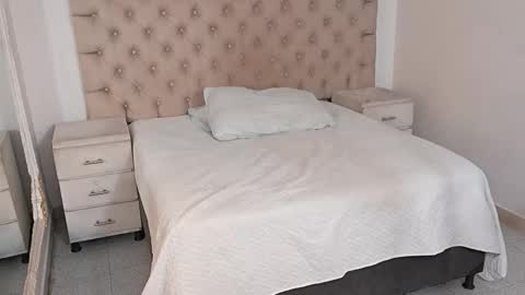 jhoanleandro online show from 02-15-26, 07:51