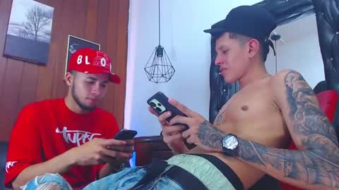 jhon_malo online show from 09-24-25, 05:33