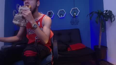 jhon_malo online show from 09-27-25, 04:17