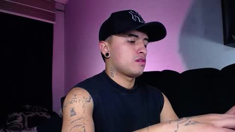 Snapshot of jhon_mendoza_ chatting on 10-08-25, 04:10 jhon_mendoza_ online show from 10-08-25, 04:10