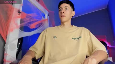 Jhon online show from 10-28-25, 01:14