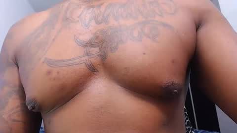 Jhon Tomson online show from 10-22-25, 09:14