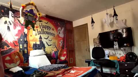 Jhon wich2 online show from 10-28-25, 05:48