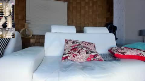 jhonaldsw online show from 02-20-25, 04:03