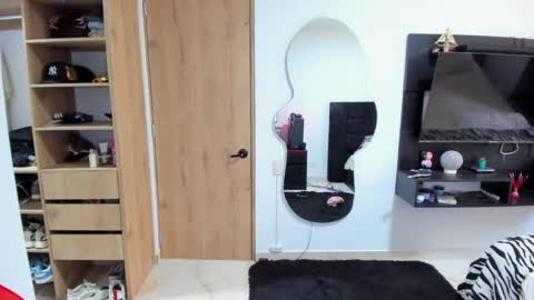 jhonaldsw online show from 10-19-25, 01:23