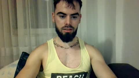 Snapshot of jhoncronos chatting on 10-25-25, 09:42 Here are Jhon and Tomy online show from 10-25-25, 09:42